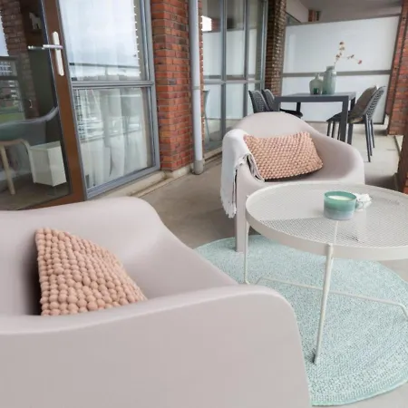 Modern Close To The And The Sea 海牙